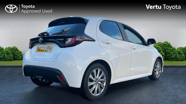 Toyota Yaris 1.5 Hybrid Icon 5dr CVT Hybrid Hatchback
